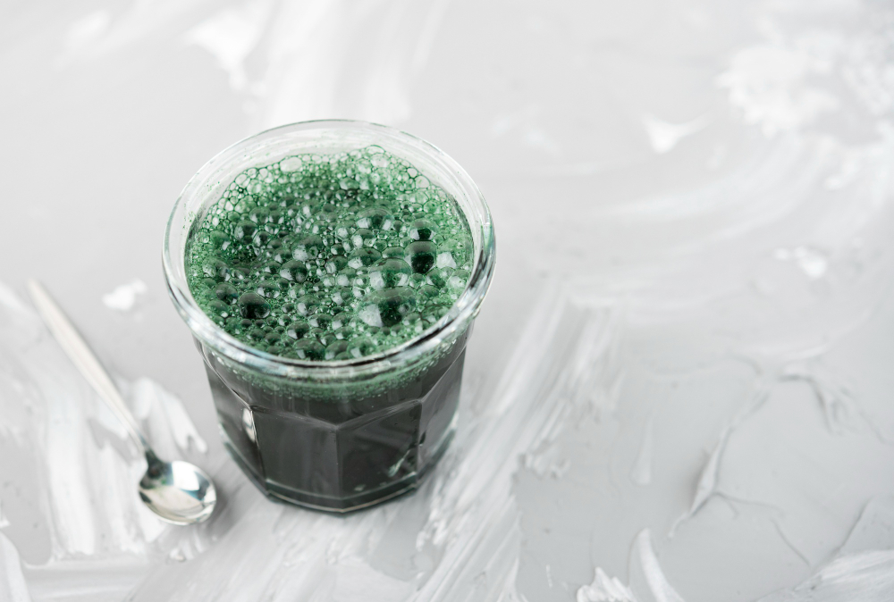 Chlorophyll: What You Should Know About This Superfood